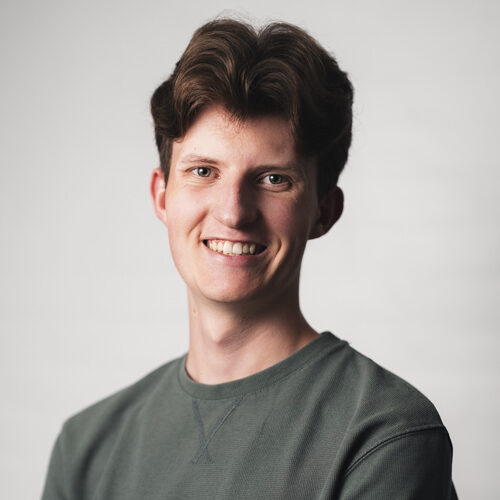 Selvportræt af Rasmus Weiss Thorsøe, som er ejeren af Nordic Frame. Rasmus er professionel bryllupsfotograf og erhvervsfotograf.