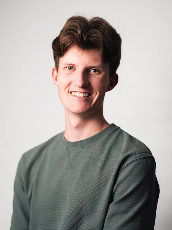Selvportræt af Rasmus (ejer af Nordic Frame)